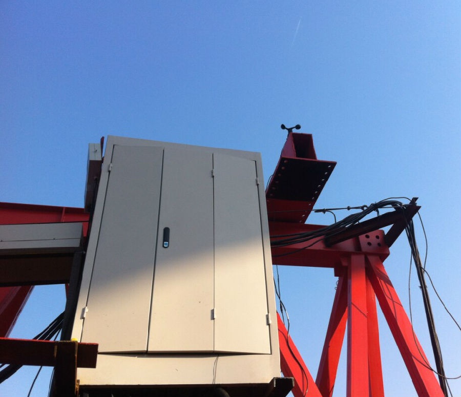 起重機(jī)械設(shè)備安裝現(xiàn)場(chǎng)二