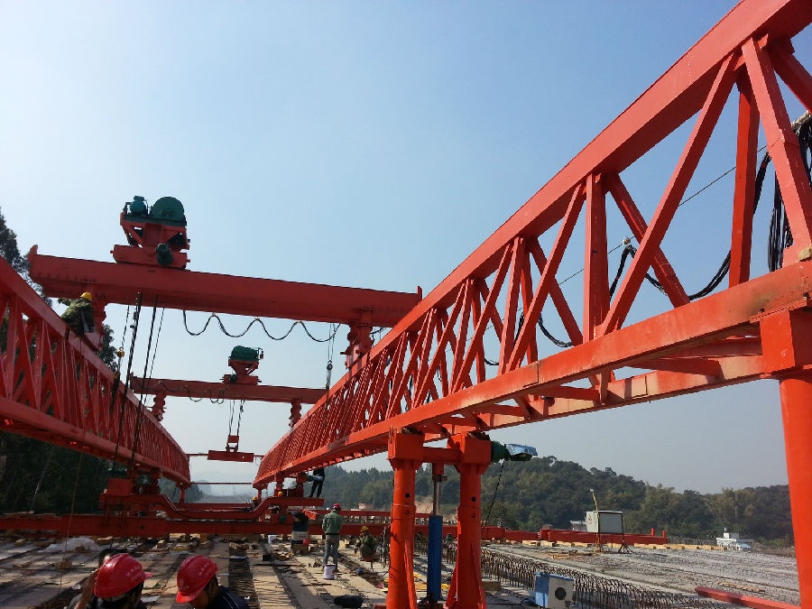 架橋機監(jiān)控系統(tǒng)安裝現(xiàn)場照片三