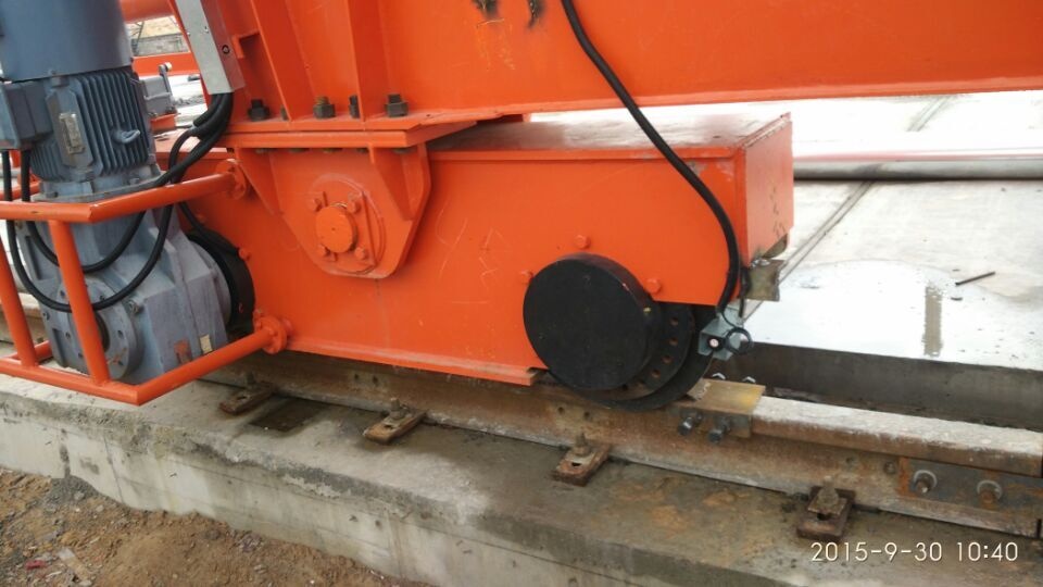 門式起重機(jī)監(jiān)控系統(tǒng)安裝圖五