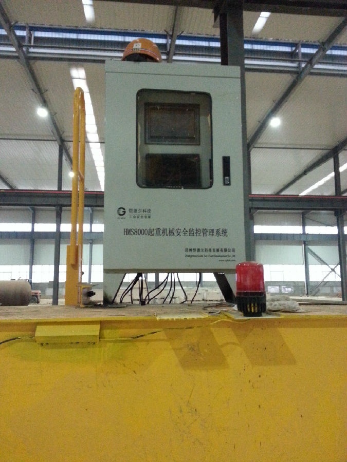 起重機監(jiān)控系統(tǒng)的高低配置差異主要分為視頻監(jiān)控和數(shù)據(jù)監(jiān)控